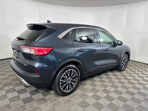 Used 2022 Ford Escape SE w/ Convenience Package image 3