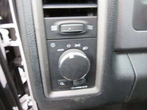 Used 2016 RAM 1500 Tradesman w/ Popular Equipment Group image 10