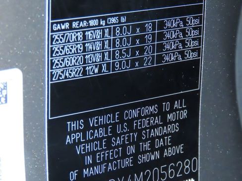 Certified 2021 Land Rover Defender 110 S image 36