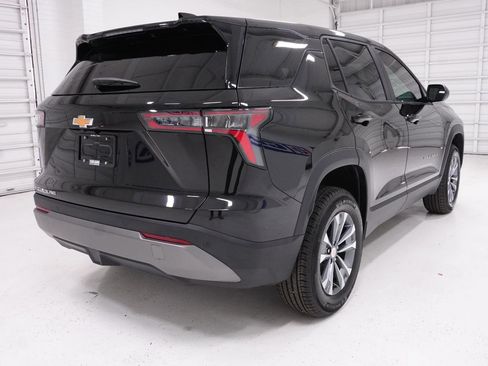 New 2026 Chevrolet Equinox LT AWD/4WD image 5