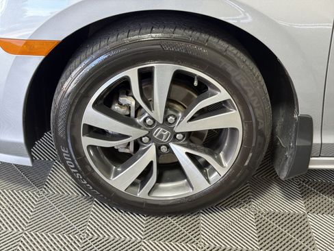Used 2024 Honda Odyssey Touring image 11