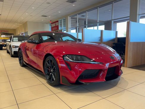 Certified 2026 Toyota Supra Premium image 5
