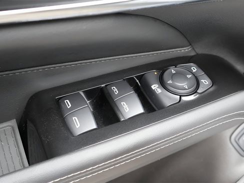 Used 2023 Cadillac CT4 Luxury w/ LPO, Bronce Accent Package image 11