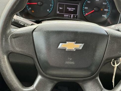 Used 2018 Chevrolet Colorado W/T RWD image 14