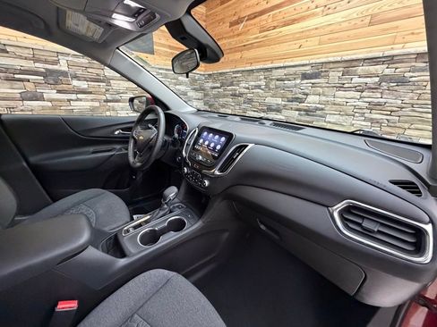 Used 2024 Chevrolet Equinox LT AWD/4WD image 13