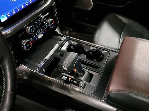 Certified 2023 Ford F150 Lariat w/ Equipment Group 502A High image 16