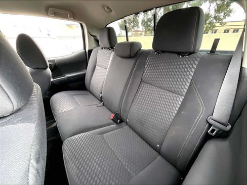 Used 2022 Toyota Tacoma SR5 w/ Trail Edition AWD/4WD image 28