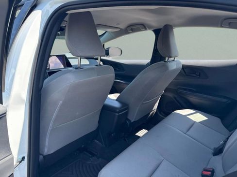 Used 2025 Toyota Prius LE FWD image 23