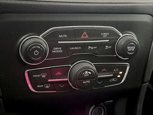 Used 2023 Dodge Charger Scat Pack w/ Navigation & Travel Group RWD image 27
