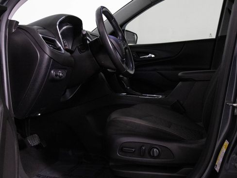 Used 2019 Chevrolet Equinox LT image 17