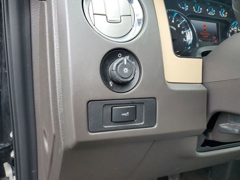 Used 2013 Ford F150 XLT w/ XLT Chrome Pkg image 13