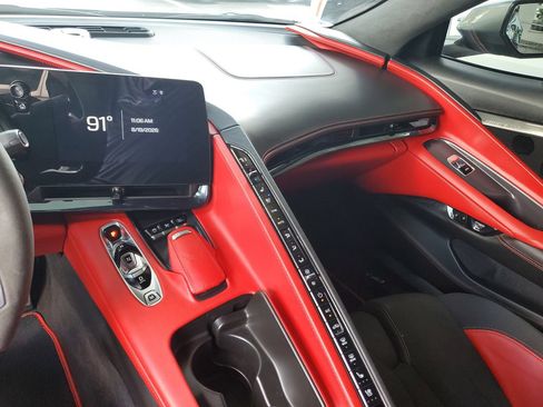 Used 2024 Chevrolet Corvette Z06 w/ Stealth Interior Trim Package RWD image 18
