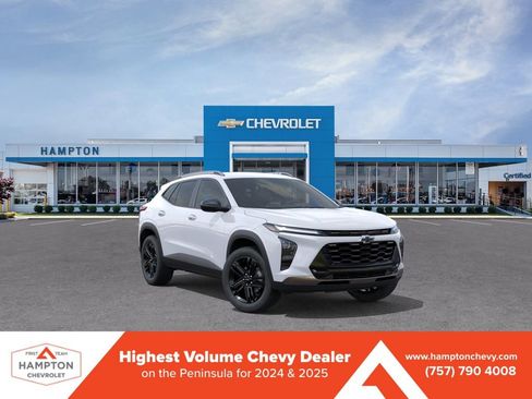 New 2026 Chevrolet Trax ACTIV w/ Driver Confidence Package FWD image 1
