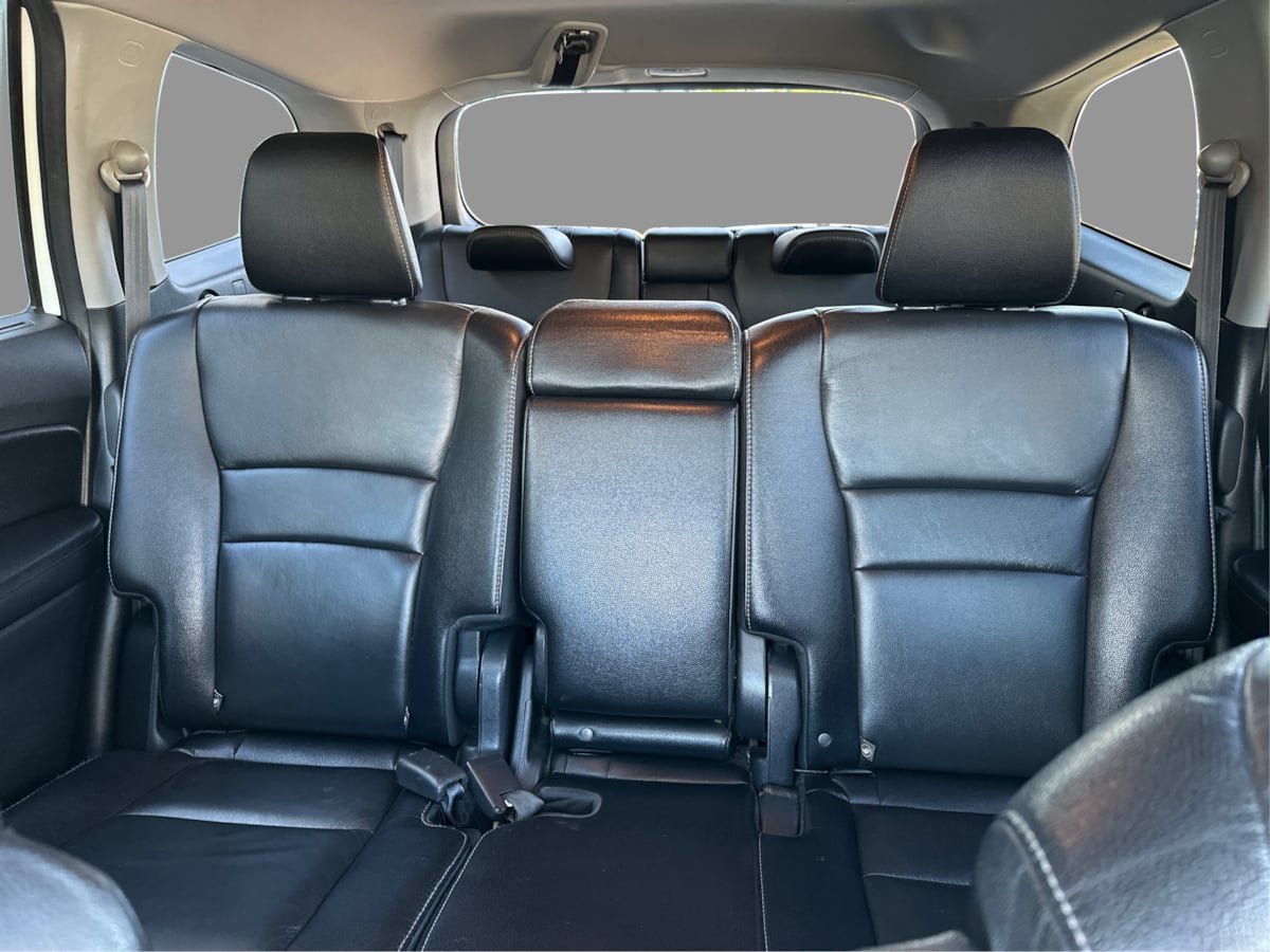 Used 2017 Honda Pilot Touring image 35