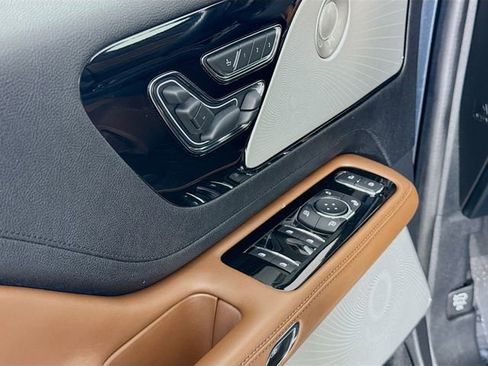 Used 2022 Lincoln Aviator Reserve w/ Equipment Group 201A image 18