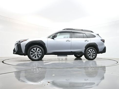 Certified 2025 Subaru Outback Premium w/ Popular Package #1A AWD/4WD image 33