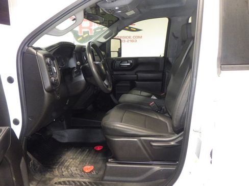Used 2022 Chevrolet Silverado 2500 W/T w/ WT Convenience Package AWD/4WD image 8