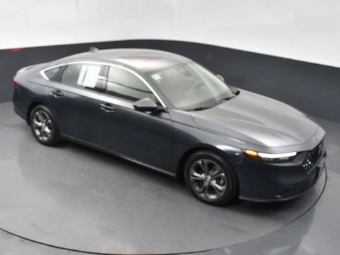 Used 2024 Honda Accord EX image 43