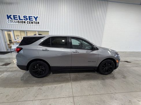 Used 2024 Chevrolet Equinox LS w/ LS Convenience Package image 9