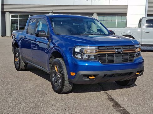 Certified 2024 Ford Maverick Tremor w/ Tremor Off-Road Package image 2