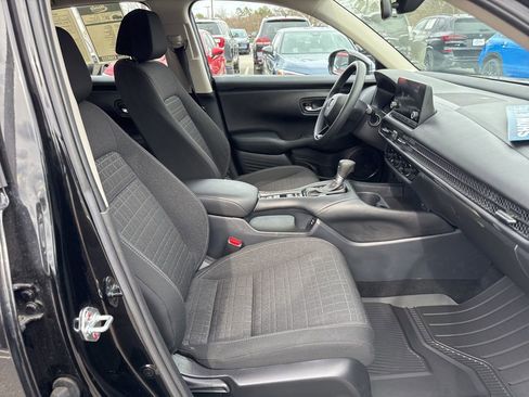 Certified 2025 Honda HR-V LX image 19