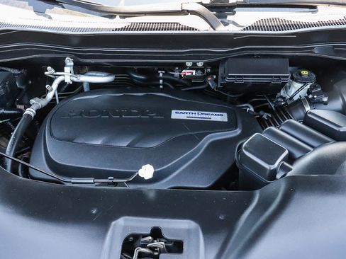 Used 2019 Honda Pilot Elite image 41