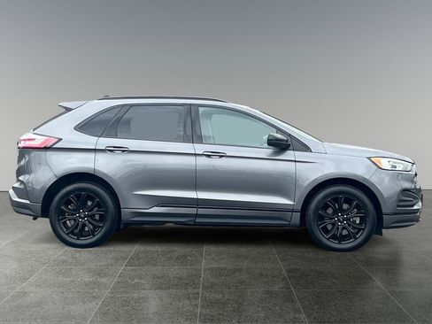Used 2022 Ford Edge SE w/ Black Appearance Package AWD/4WD image 11