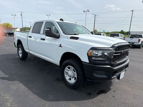 Used 2024 RAM 3500 Tradesman AWD/4WD image 7