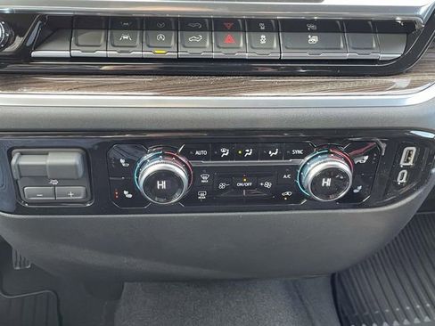 New 2026 GMC Sierra 1500 Elevation image 23