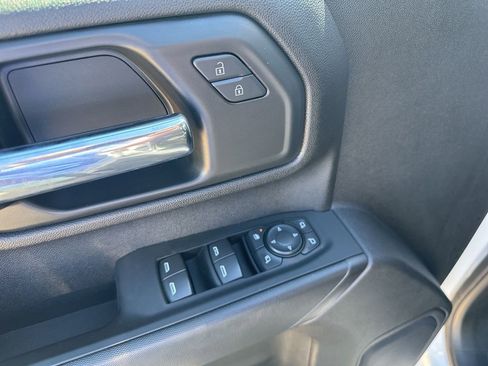 Used 2024 Chevrolet Silverado 2500 Custom w/ Custom Value Package AWD/4WD image 19
