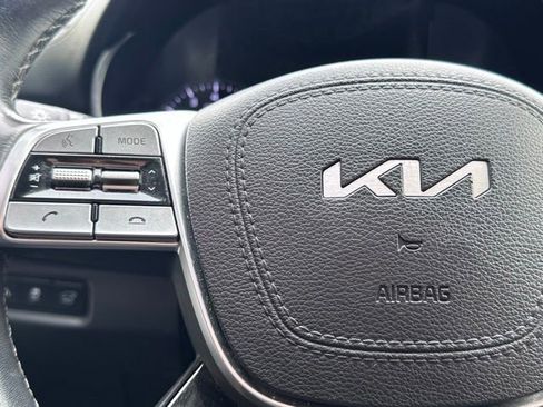 Used 2022 Kia Telluride EX w/ EX Premium Package AWD/4WD image 15