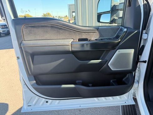 Used 2022 Ford F150 Platinum w/ Equipment Group 701A High image 11