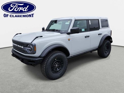 New 2026 Ford Bronco Badlands AWD/4WD image 1