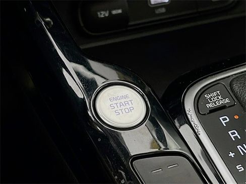 Used 2023 Kia Soul EX image 16