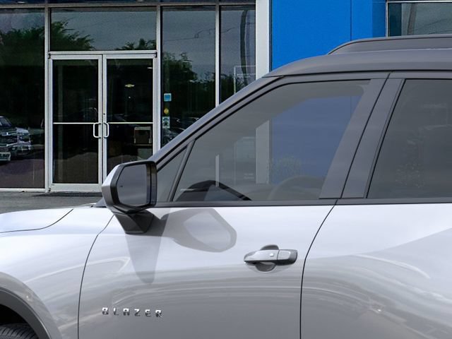 New 2026 Chevrolet Blazer LT w/ Convenience Package FWD image 12
