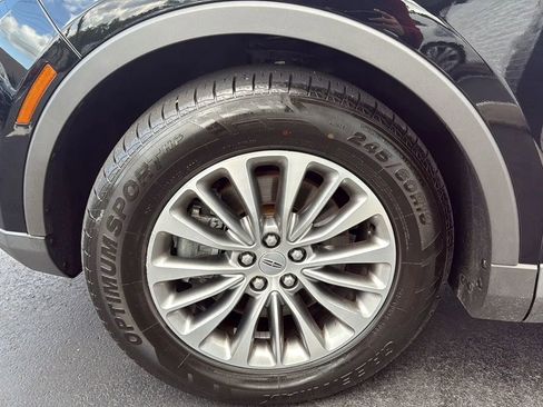 Used 2017 Lincoln MKX Select w/ Select Plus Package image 4