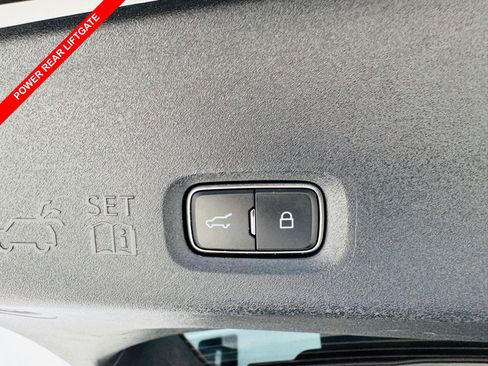Used 2025 Ford Expedition Active AWD/4WD image 13
