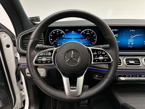 Used 2023 Mercedes-Benz GLS 450 4MATIC image 31