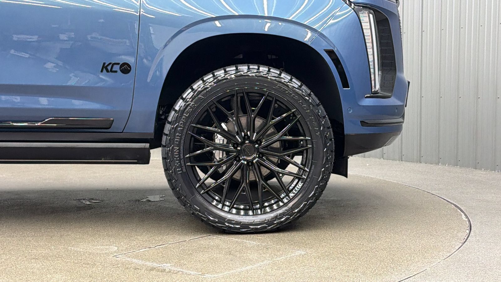 Used 2026 Cadillac Escalade Sport w/ Touring Package AWD/4WD image 10