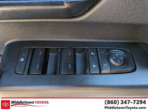 Certified 2024 Toyota Tacoma SR5 AWD/4WD image 12