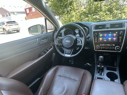 Used 2019 Subaru Outback 2.5i Touring w/ Popular Package #3A AWD/4WD image 47