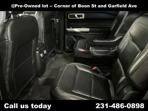 Used 2022 Ford Explorer XLT w/ Equipment Group 202A image 20