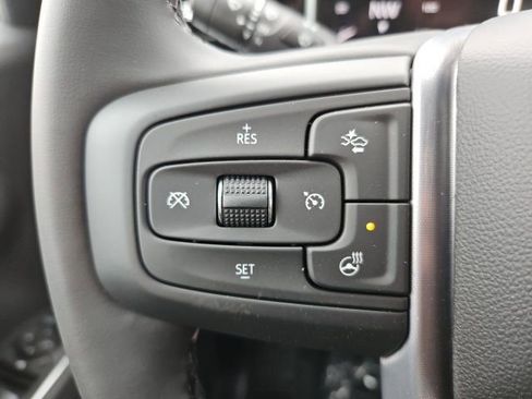 New 2026 GMC Sierra 1500 SLE image 25