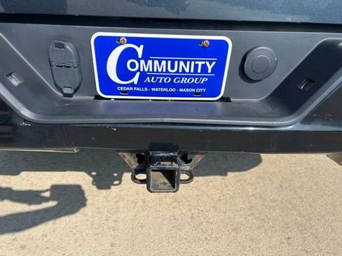 Used 2019 Chevrolet Silverado 1500 LT Trail Boss w/ Convenience Package image 12