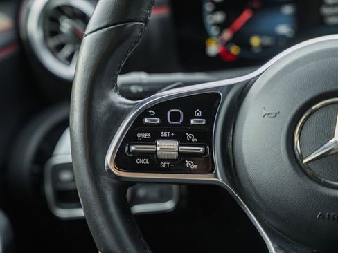 Used 2023 Mercedes-Benz CLA 250 4MATIC image 28