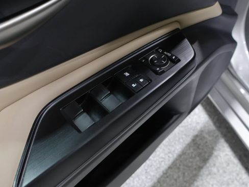 Used 2020 Lexus ES 350 w/ Premium Package FWD image 15