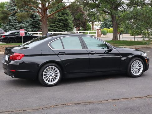 Used 2011 BMW 535i xDrive Sedan AWD/4WD image 4