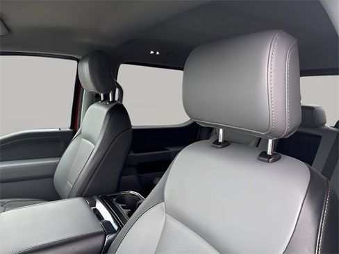 Used 2023 Ford F150 Lariat w/ Equipment Group 502A High image 7