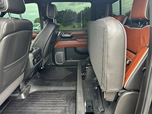Used 2024 GMC Sierra 2500 Denali Ultimate AWD/4WD image 29