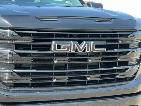 Used 2024 GMC Sierra 1500 Elevation AWD/4WD image 42